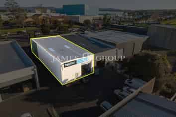 CENTRAL PARK DRIVE -  TRADE RETAIL WAREHOUSE