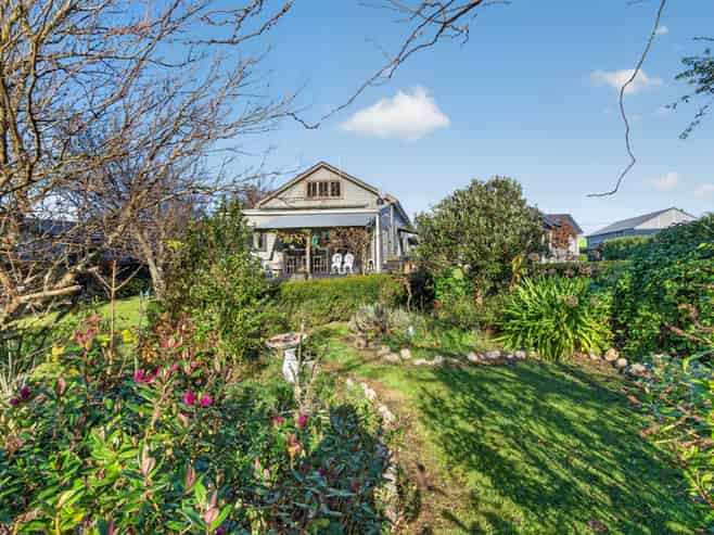 101 & 103 Fitzherbert Street, Featherston