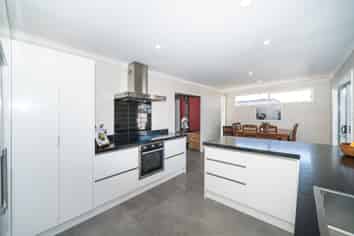 162 Milson Line, Milson