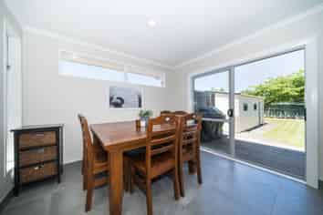 162 Milson Line, Milson