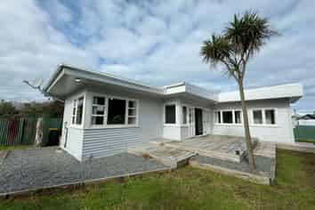 Manawatu / Whanganui - Address withheld