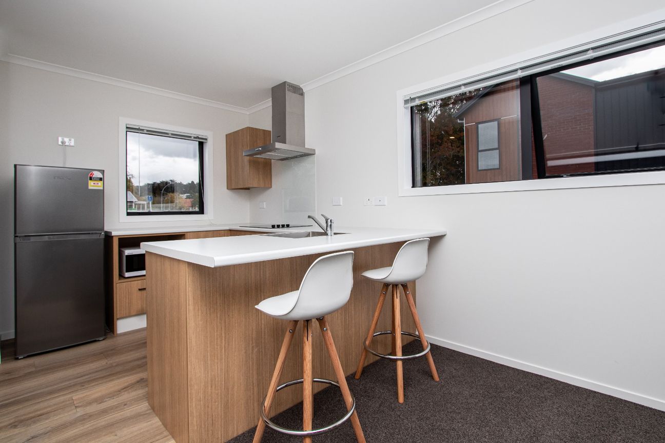 Semi Furnished Inner City Living - Widok 6