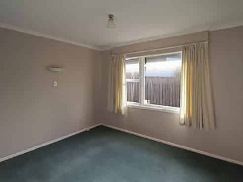 33 Victory Crescent , Tawa