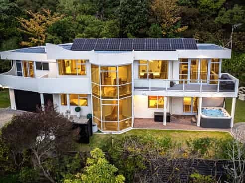 6 Iona Place, Papakowhai