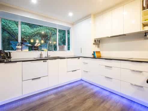 6 Iona Place, Papakowhai