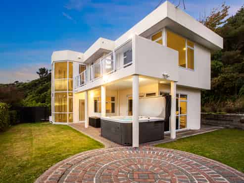6 Iona Place, Papakowhai