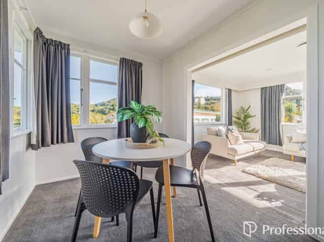 5 Holly Grove, Maungaraki