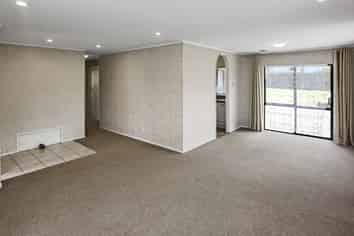 6 Vesca Place, Golflands