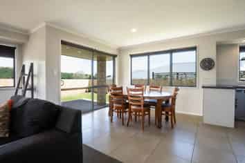 67 Falcon Drive, Welcome Bay