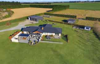 14 Hayfield Terrace, Cust