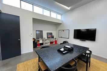 MODERN PONSONBY ROAD OFFICE
