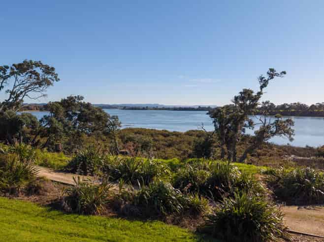 34 Tahuna Minhinnick Drive, Glenbrook
