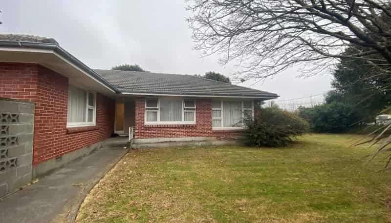 50 Cutts Road, Russley
