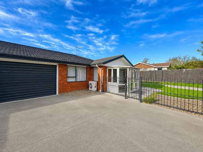 6B Pyatt Place, Redwood
