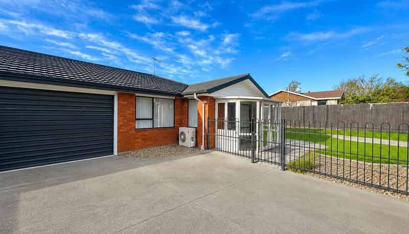 6B Pyatt Place, Redwood