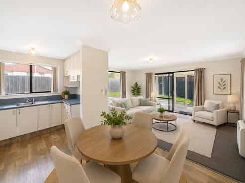 6B Pyatt Place, Redwood
