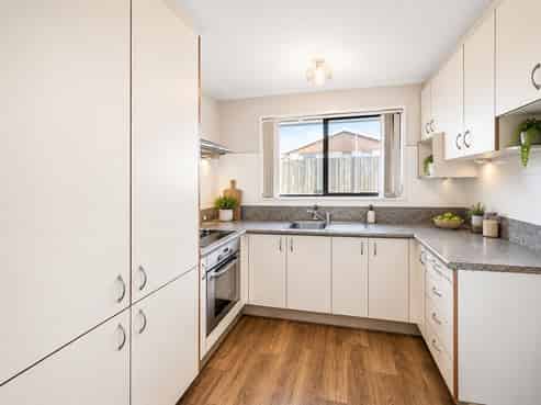 6B Pyatt Place, Redwood