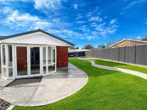6B Pyatt Place, Redwood