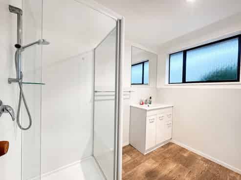 6B Pyatt Place, Redwood