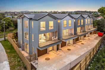 26B Trojan Crescent, New Lynn