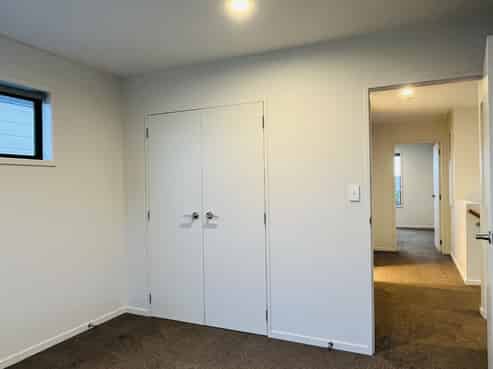 36 Minhas Rd, Takanini
