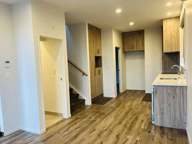 36 Minhas Rd, Takanini