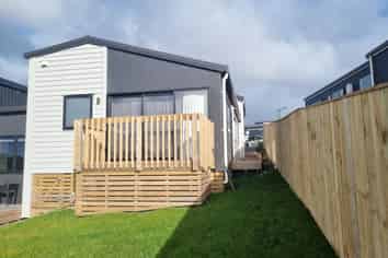 a/16 Three Brothers Place, Warkworth