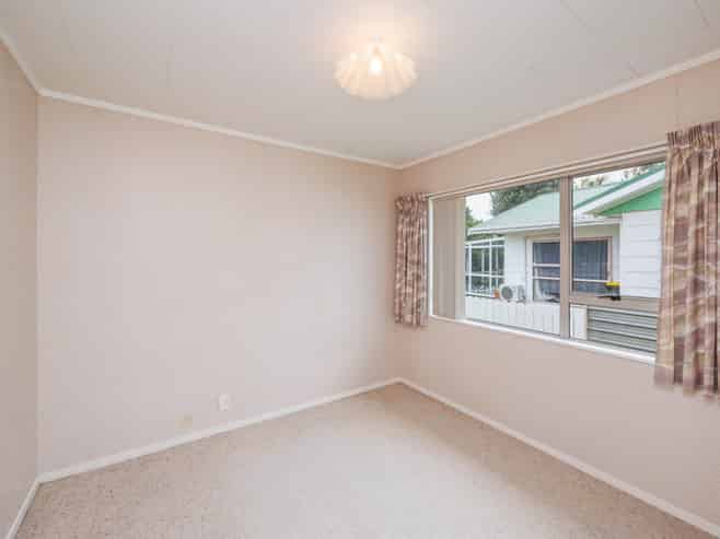 8 South Street, Feilding