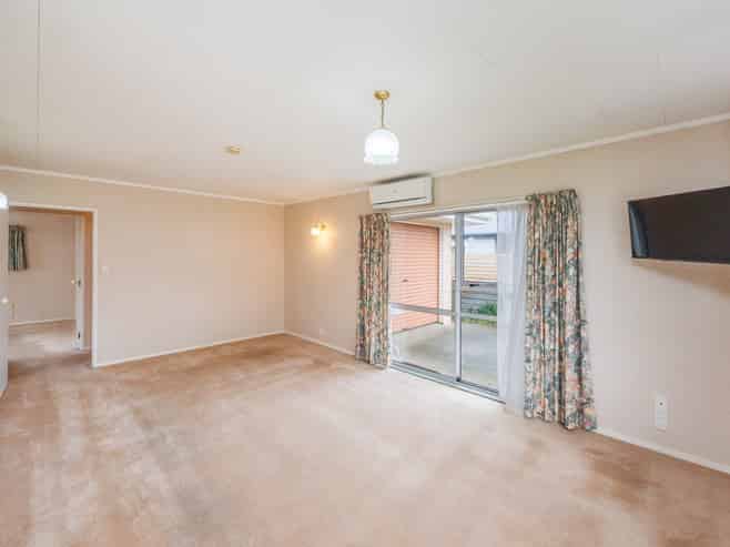 8 South Street, Feilding