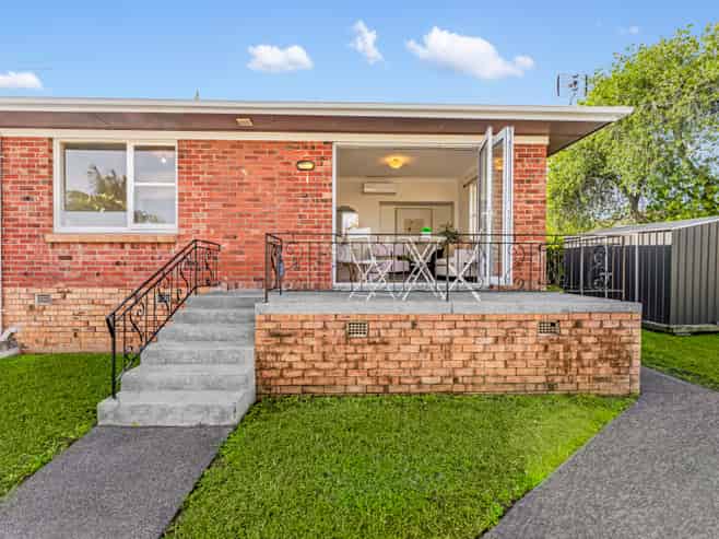 4/6 Edison Place, Saint Heliers