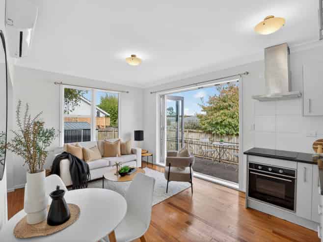 4/6 Edison Place, Saint Heliers
