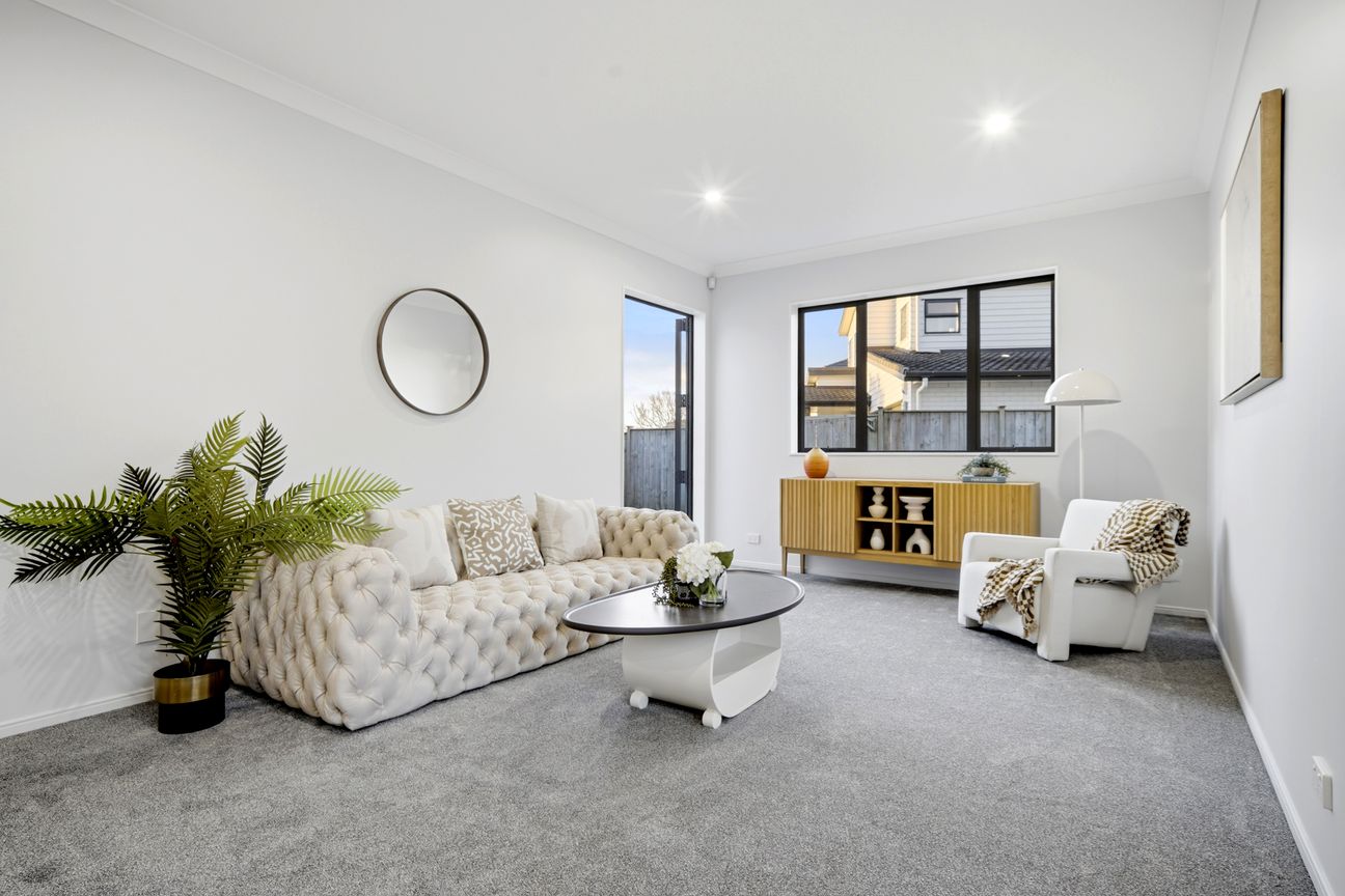 Space, Schools & Convenience in Flat Bush - Fler