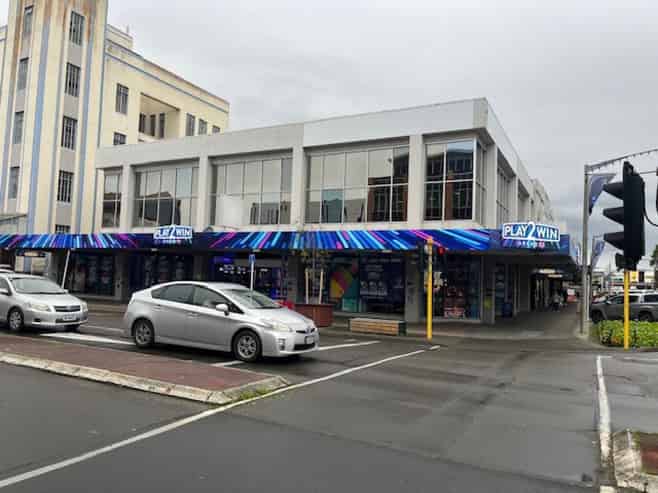 4 Broadway Avenue - ground floor tenancy