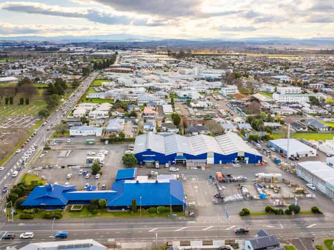 High-Profile Industrial Lease Opportunity