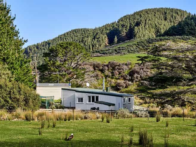 512 South Makara Road, Makara