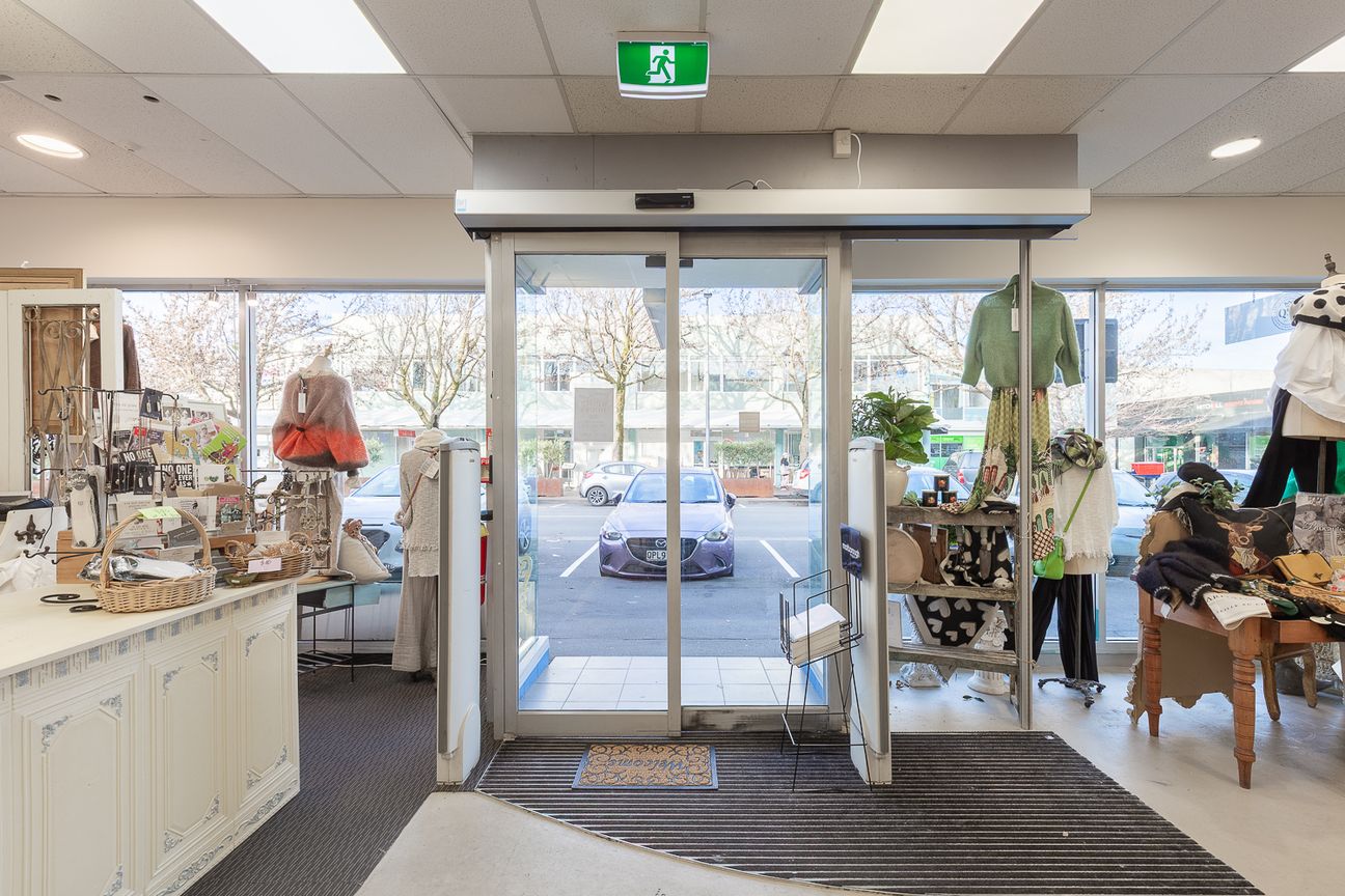 Central Queen Street Retail Opportunity - Vista 5