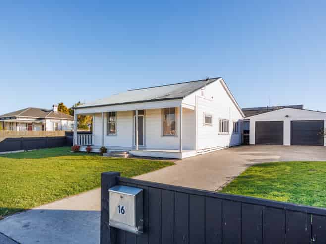 16 Queen Street, Feilding