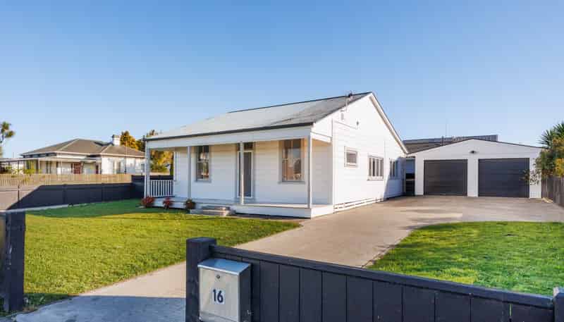 16 Queen Street, Feilding