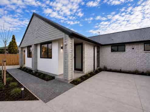8/58  Bamford Street, Woolston