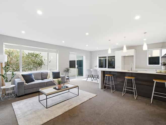 2/505 Madras Street, Saint Albans