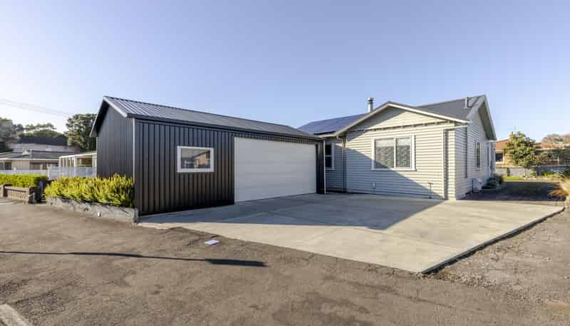 83 Tukapa Street, Westown