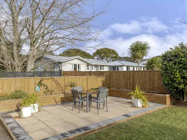 60 Tavistock Street, Westown