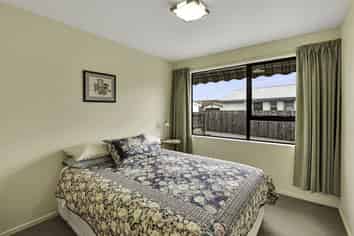 10a Tamarisk Place, Parklands