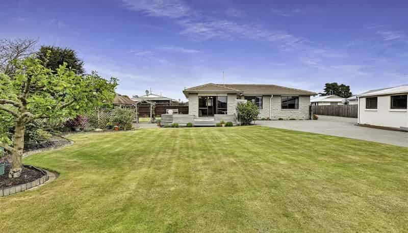 10a Tamarisk Place, Parklands