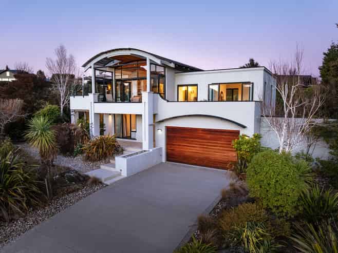 8 Penrith Park Drive, Wanaka