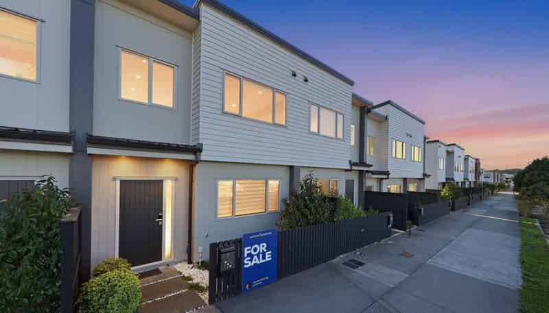 44c  Joshua Carder Drive, Hobsonville