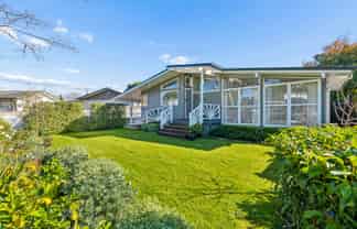 12 Chibnall Place, Conifer Grove