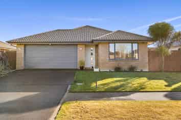 11 Ridgeway Avenue, ROLLESTON