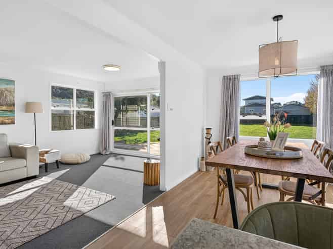 9 Lyttle Way, Featherston