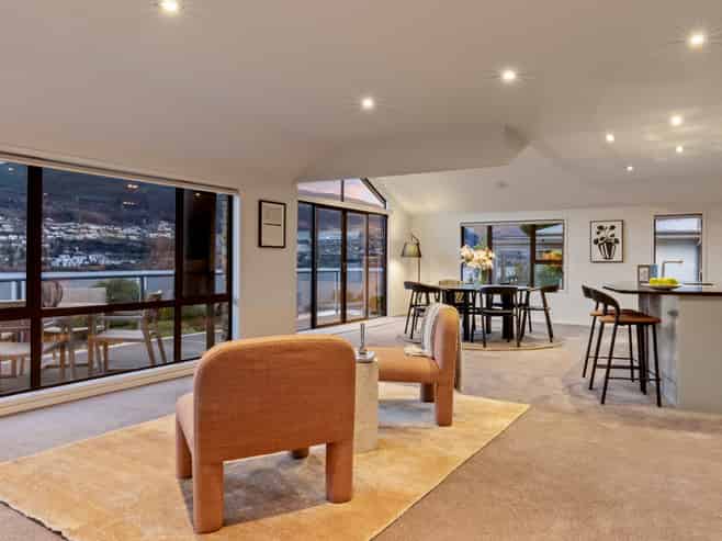 660 Peninsula Road, Kelvin Heights